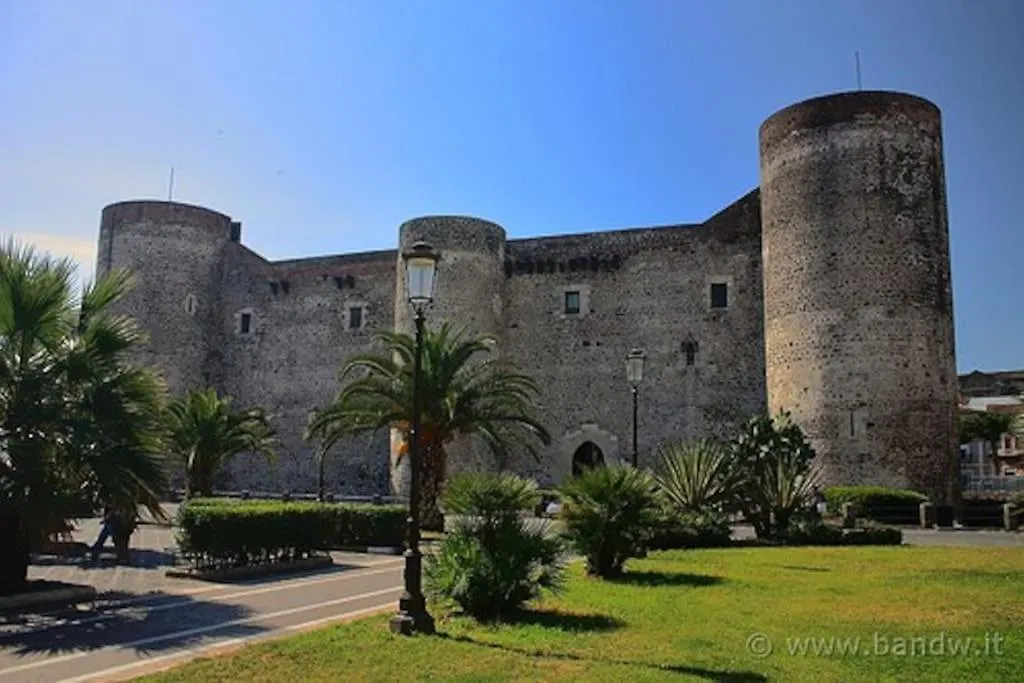 Odeonhouse - Catania - Parking Included Apartment